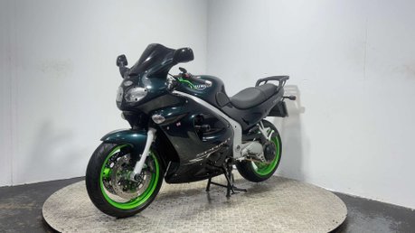 Triumph Sprint 2004 ONLY 13K EYE CATCHING SPORTS TOURING 955CC 5