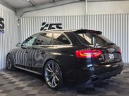 Audi RS4 4.2 FSI V8 Estate 5dr Petrol S Tronic quattro Euro 5 (450 ps) 4