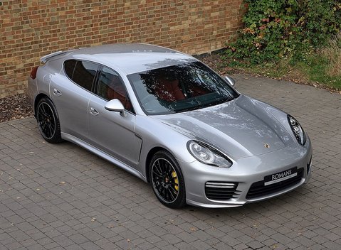 Porsche Panamera Turbo S 2