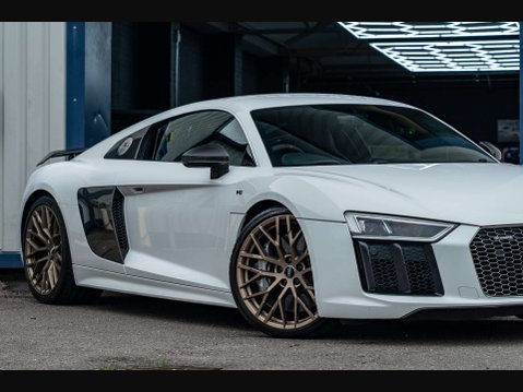 Audi R8 5.2 R8+ Quattro V10 Semi-Auto 4WD 2dr 7
