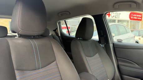 Nissan LEAF ACENTA 8
