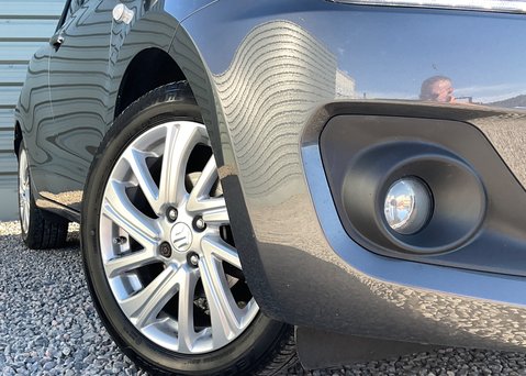 Suzuki Swift SZ-T DUALJET MHEV 2