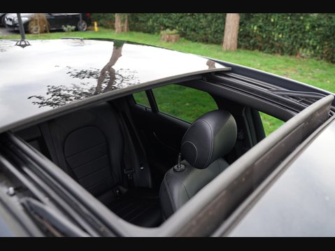 Mercedes-Benz GLC 2.1 GLC250d AMG Line (Premium Plus) G-Tronic 4MATIC Euro 6 (s/s) 5dr 26