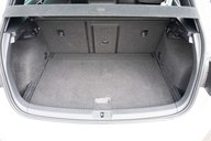 Volkswagen Golf 2.0 Golf R TSi Semi-Auto 4WD 5dr 62