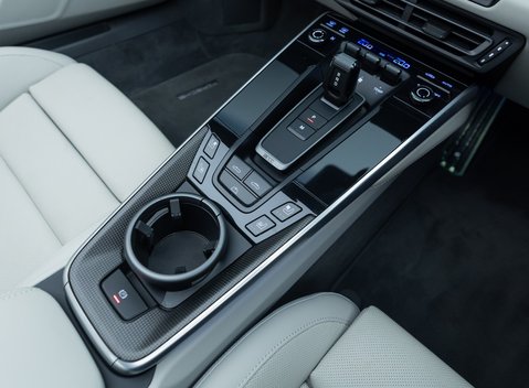 Porsche 911 Turbo S Cabriolet (992) 25