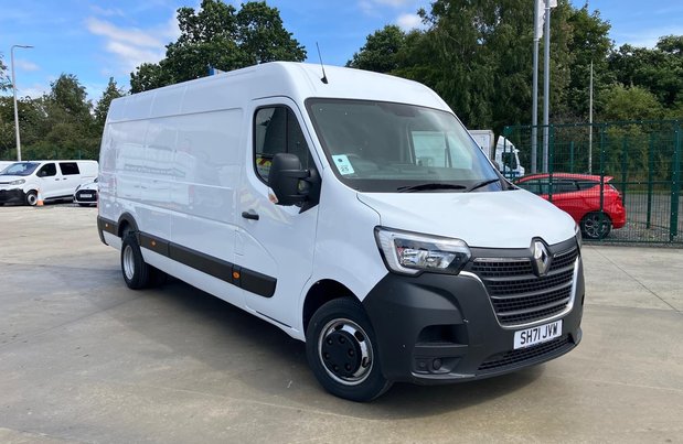 Renault Master RENAULT MASTER LML35TW B-NES