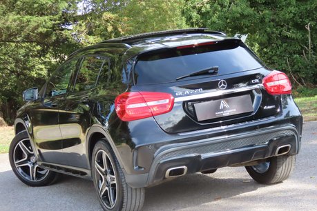 Mercedes-Benz GLA 2.1 GLA220d AMG Line (Premium Plus) SUV 5dr Diesel 7G-DCT 4MATIC Euro 6 (s/ 6