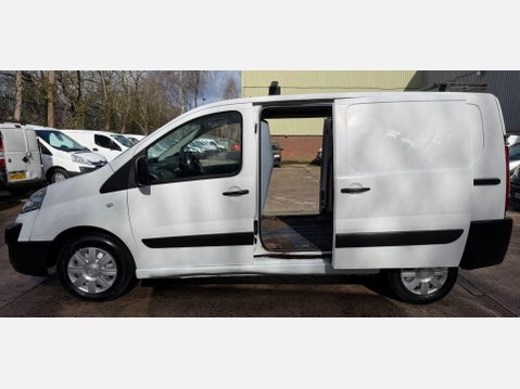 Peugeot Expert 2.0 HDi Panel Van 4dr Diesel Manual L1 H1 (168 g/km, 128 bhp) 24