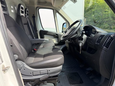 Peugeot Boxer 2.0 BlueHDi 335 Built for Business Low Floor Luton 4dr Diesel Manual L3 Eur 8