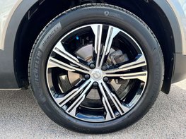 Volvo XC40 2.0 XC40 Inscription Pro T4 Auto 5dr 15