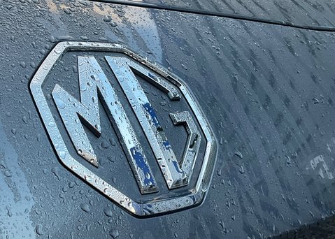 MG MG4 EV 64kWh TROPHY 4