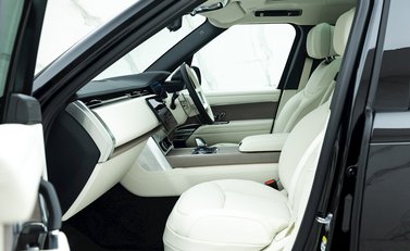 Land Rover Range Rover P530 First Edition 17