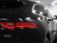 Jaguar F-Pace PORTFOLIO AWD 23