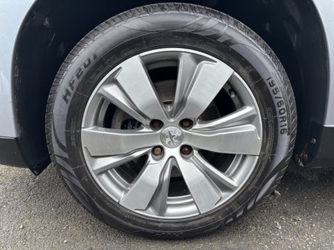 Peugeot 2008 ACTIVE 35
