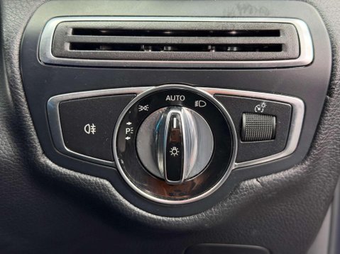 Mercedes-Benz C Class 2.0 C200 Sport Saloon 4dr Petrol 7G-Tronic+ Euro 6 (s/s) (184 ps) 44