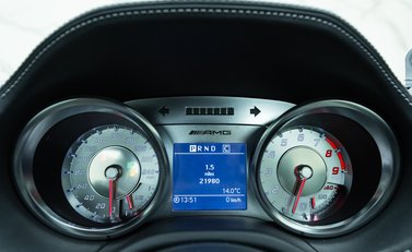 Mercedes-Benz SLS AMG 17