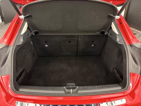 Mercedes-Benz GLA 1.6 GLA200 SE (Executive) Euro 6 (s/s) 5dr 37