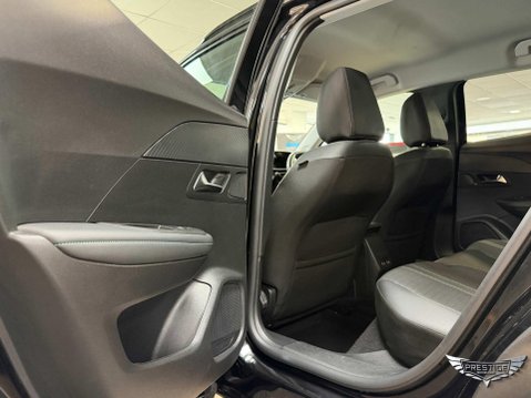 Peugeot 2008 50kWh Allure Premium Auto 5dr (7kW Charger) 41