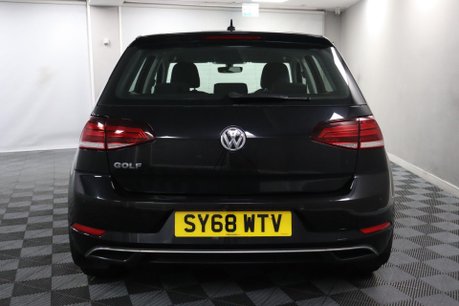 Volkswagen Golf SE NAVIGATION TDI 8