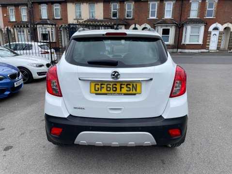 Vauxhall Mokka 1.6i Exclusiv 2WD Euro 6 (s/s) 5dr 4