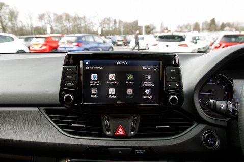 Hyundai i30 T-GDI FASTBACK N LINE PLUS NAV 23
