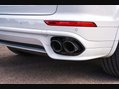 Porsche Cayenne 24