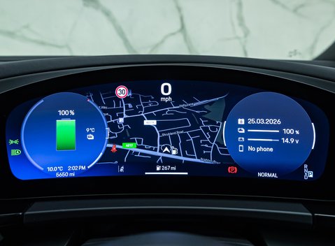 Porsche Macan 4 Electric 23