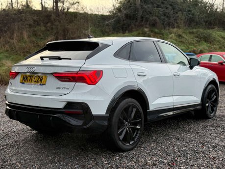 Audi Q3 1.5 TFSI CoD 35 Black Edition Sportback 5dr Petrol Manual Euro 6 (s/s) (150