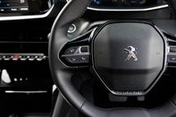 Peugeot 208 ALLURE PREMIUM 19