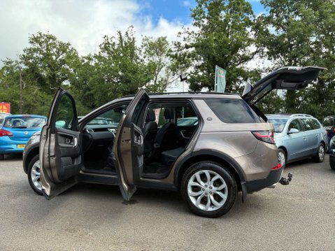 Land Rover Discovery Sport 2.0 TD4 HSE SUV 5dr Diesel Auto 4WD Euro 6 (s/s) (180 ps) 8