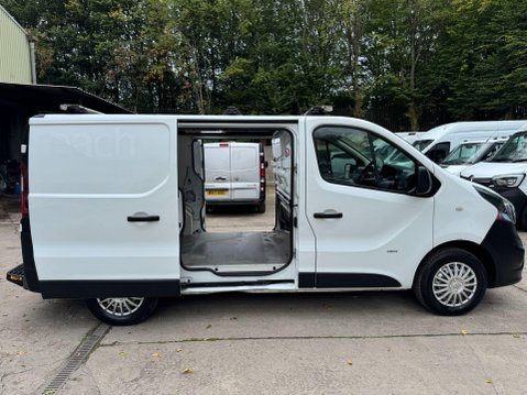Vauxhall Vivaro 1.6 CDTi 2900 ecoFLEX Panel Van 5dr Diesel Manual L1 H1 Euro 5 (s/s) (90 ps 8