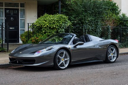 Ferrari 458 SPIDER 1