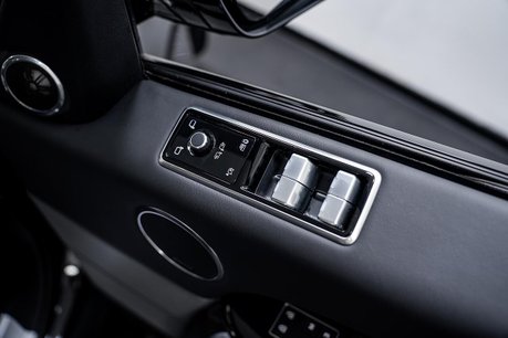 Land Rover Range Rover Sport 3.0 D300 MHEV HSE Dynamic Black SUV 5dr Diesel Auto 4WD Euro 6 (s/s) (300 p 16
