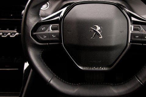 Peugeot 208 ALLURE PREMIUM 20