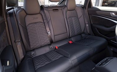 Audi RS6 Avant Vorsprung 14