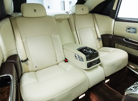 Rolls-Royce Ghost V12 15