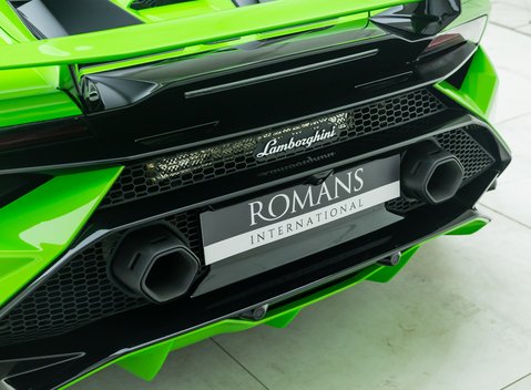 Lamborghini Huracan TECNICA 36