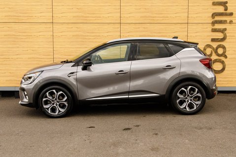 Renault Captur TECHNO E-TECH 13