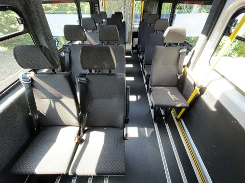 Citroen Relay L4H2 17 Seat Lightweight Minibus with Mesh Ramp, Nav, Cams, Cruise, A/C 5