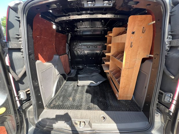 Ford Transit Connect SWB L1H1 Low Roof Limited Air Con Alloys Sensors EURO 6 NO VAT 10