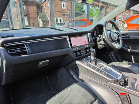 Porsche Macan 2.9 Macan GTS Semi-Auto 4WD 5dr 6
