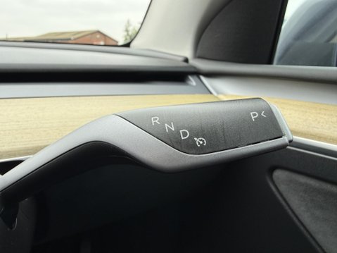 Tesla Model Y (Dual Motor) Long Range SUV 5dr Electric Auto 4WDE (384 bhp) 34