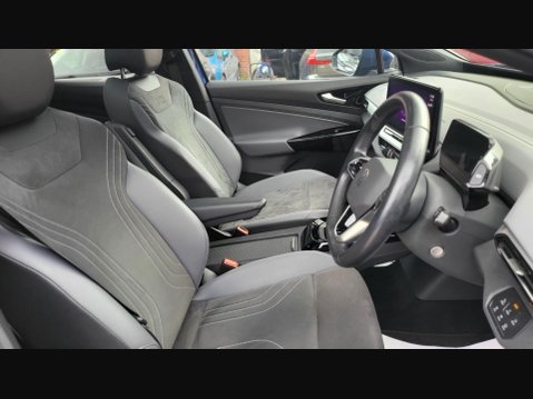 Volkswagen Id.5 Pro Performance 77kWh Style Auto 5dr 15