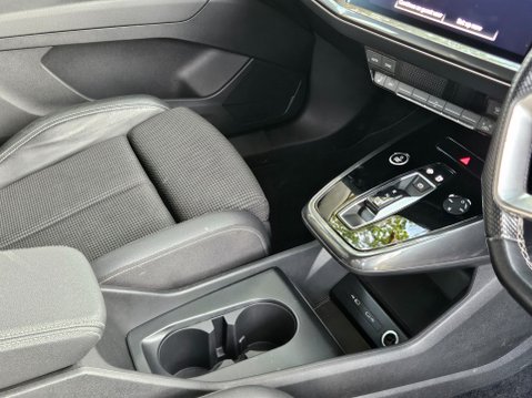 Audi Q4 SPORTBACK S LINE 24