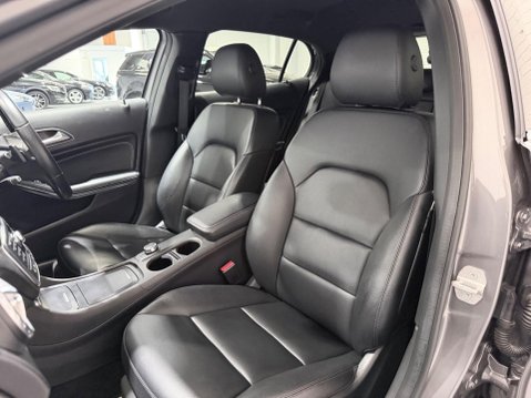 Mercedes-Benz GLA 2.1 GLA220 CDI SE 7G-DCT 4MATIC Euro 6 (s/s) 5dr 14