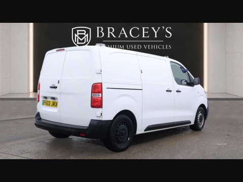 Vauxhall Vivaro Vivaro 3100 Dynamic 4