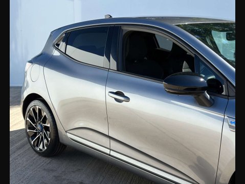 Renault Clio 1.6 Clio Espirit Alpine E-Tech HEV Auto 5dr 6