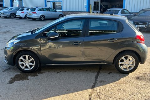 Peugeot 208 ACTIVE - PART EXCHANGE TO CLEAR - MOT MAY 2027 -£20 ROAD TAX 6