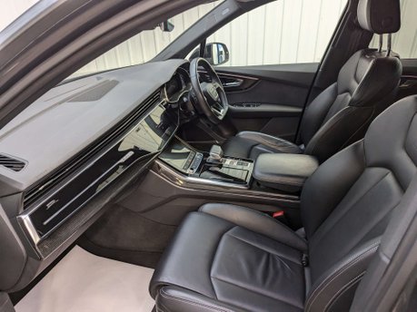Audi Q7 3.0 Q7 Black Edition 55 TFSI MHEV Quattro Auto 4WD 5dr 49