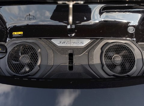 Porsche 911 (992) Turbo S 32